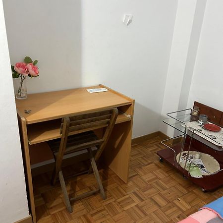 Habitacion Doble En Figueres Apartment Фигерас Екстериор снимка
